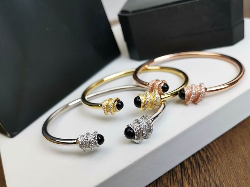 Piaget bracelet 05lyx16 (4)
